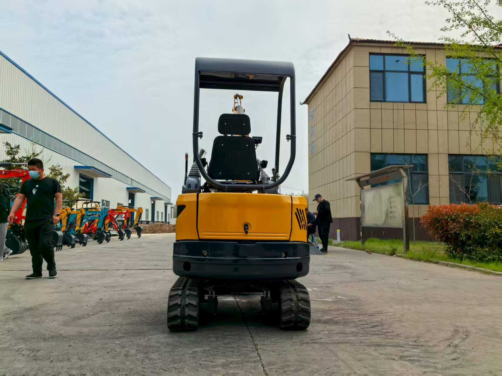 2T Tailless Small Excavator EP - Urban Farming In China ulasan dan harga